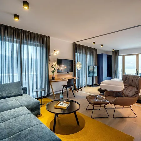 Otel Weisses Ross 4*