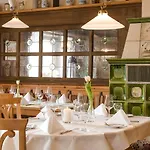 Otel Weisses Ross Illschwang