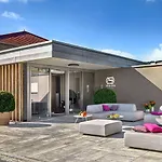 Weisses Ross Otel 4*