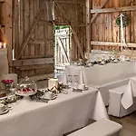 Otel Weisses Ross Illschwang