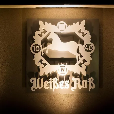 Weisses Ross Hotel 4*