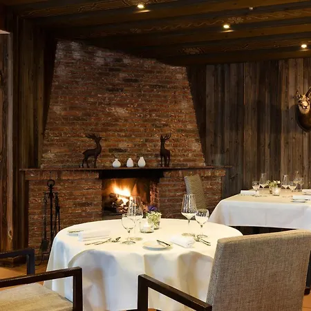 Weisses Ross Hotel 4*