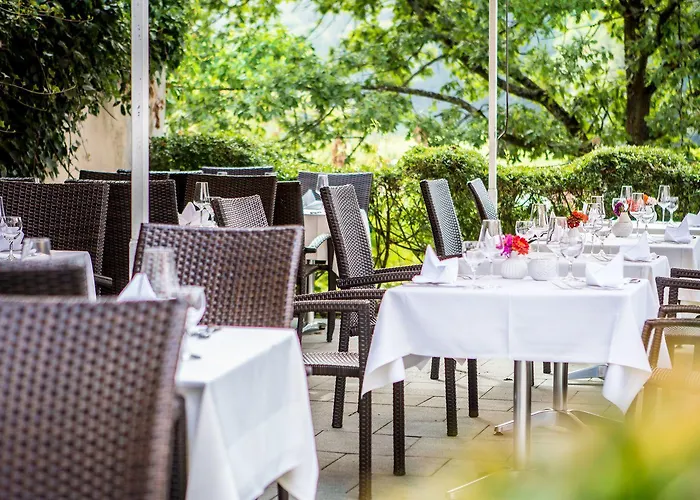 Weisses Ross Otel 4*